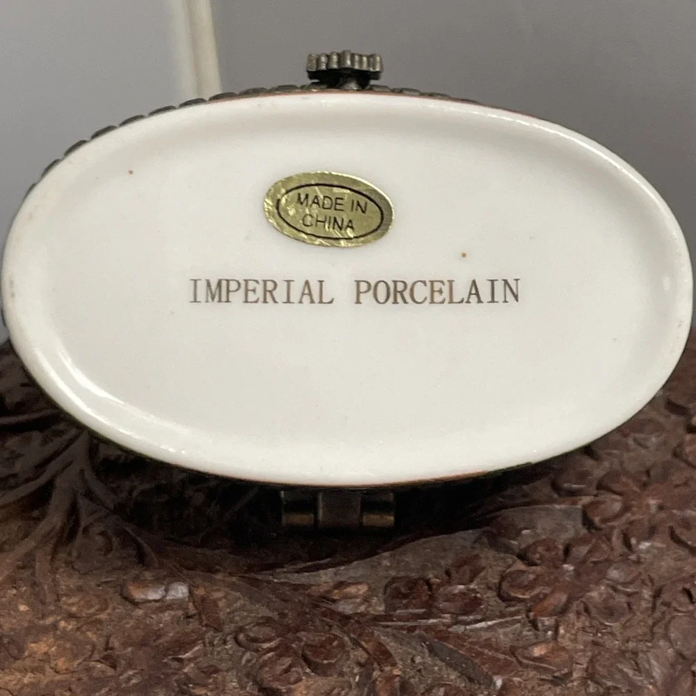 Imperial Porcelain Religious Nativity Scene Trinket Box Luke 2:11 Holy Family